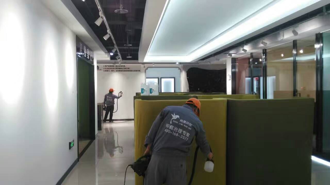 恒大裝飾辦公室桌子施工 恒大裝飾辦公室桌子施工