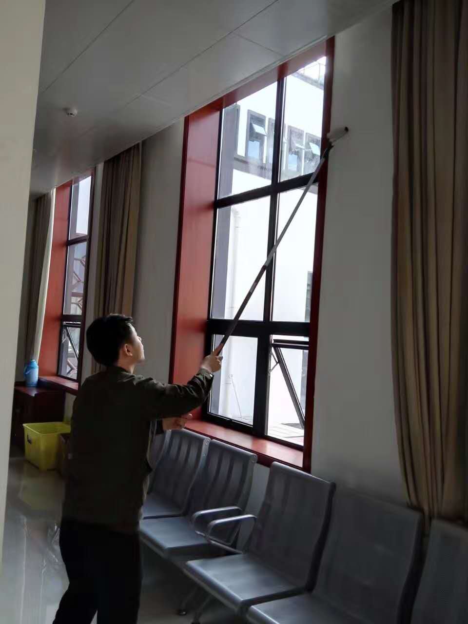 墻面滾筒施工 墻面滾筒施工