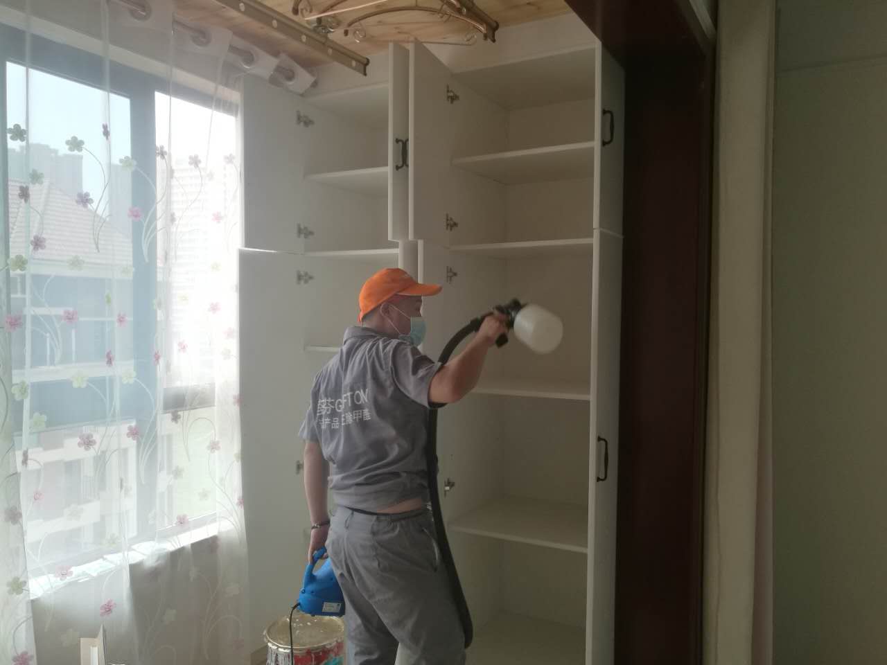 衣柜噴涂全方位施工 衣柜噴涂全方位施工