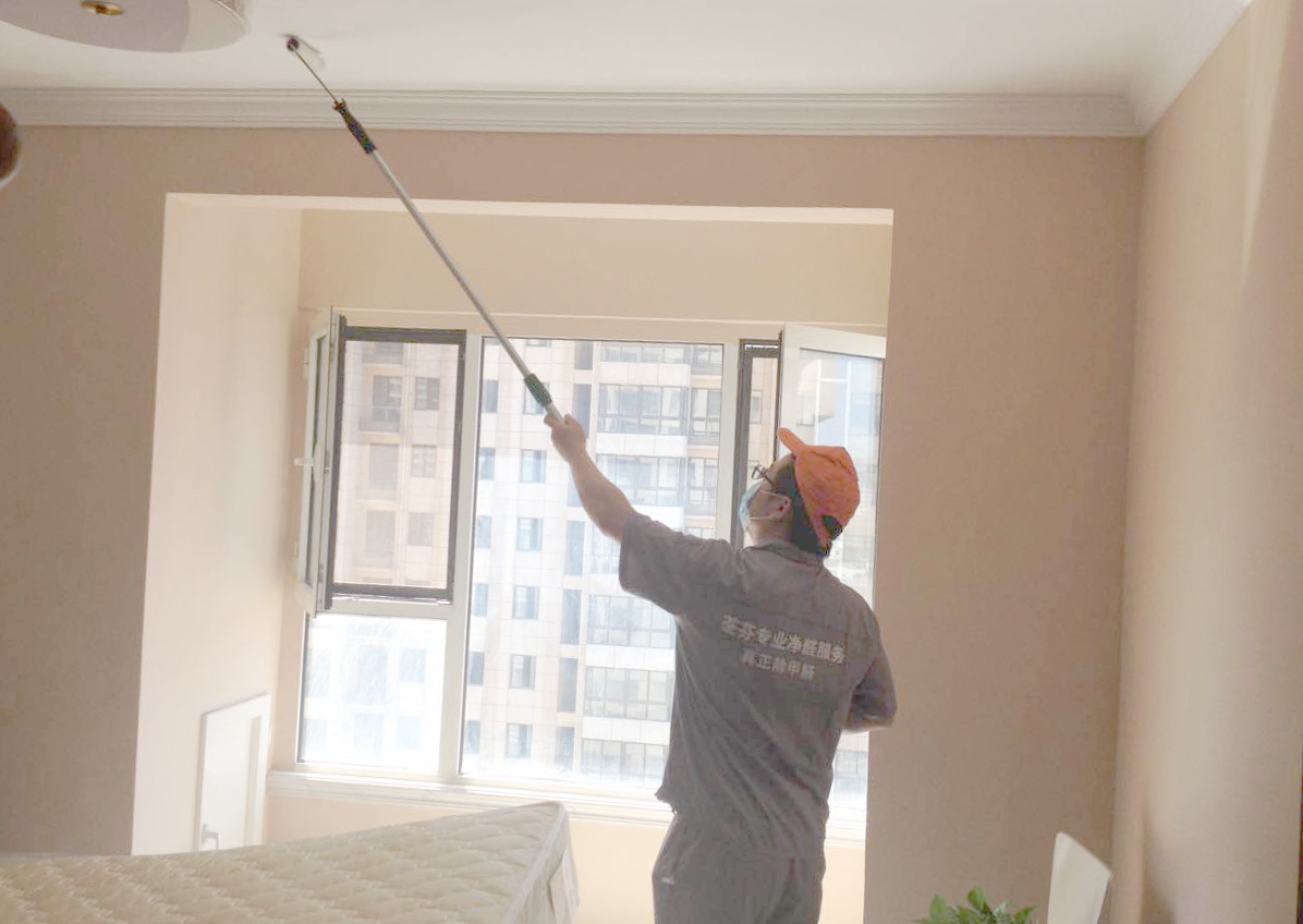 客餐廳頂面滾筒全方位施工 客餐廳頂面滾筒全方位施工