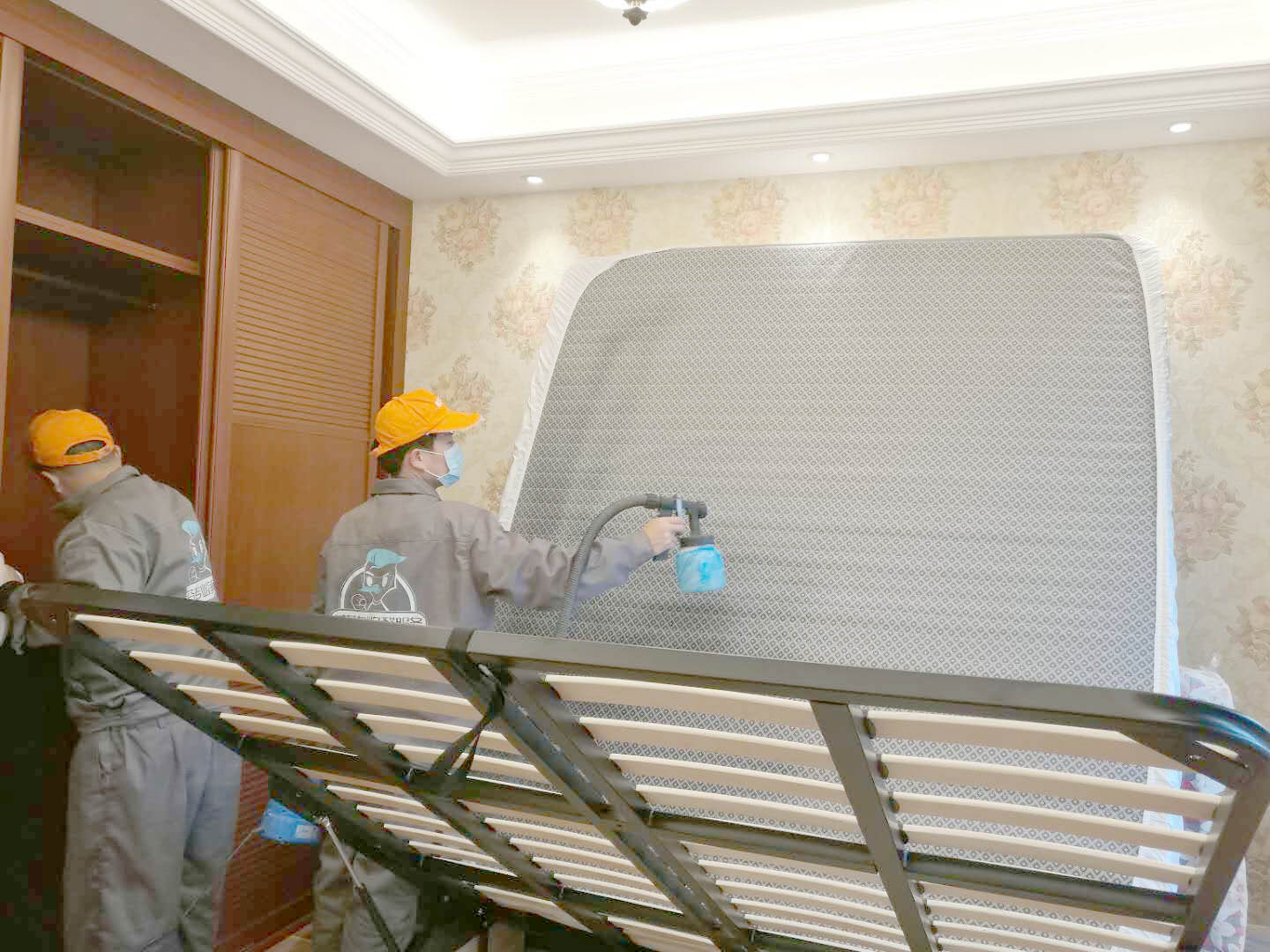 臥室床墊床架全方位施工 臥室床墊床架全方位施工