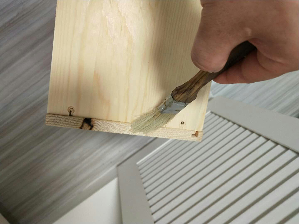 柜子抽屜接縫處刷子精細化處理 柜子抽屜接縫處刷子精細化處理