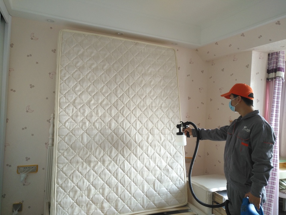 臥室床墊重點(diǎn)污染源噴涂施工 臥室床墊重點(diǎn)污染源噴涂施工