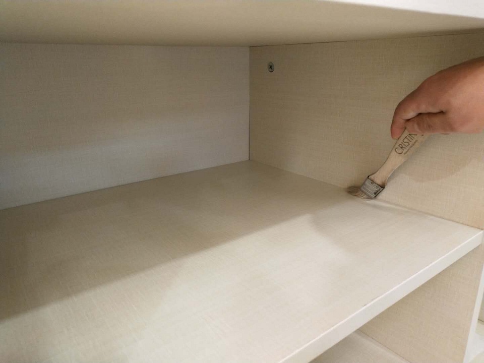 木柜接縫處刷子精細(xì)化施工治理 木柜接縫處刷子精細(xì)化施工治理