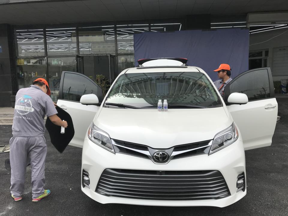 車內腳墊噴涂施工治理 車內腳墊噴涂施工治理