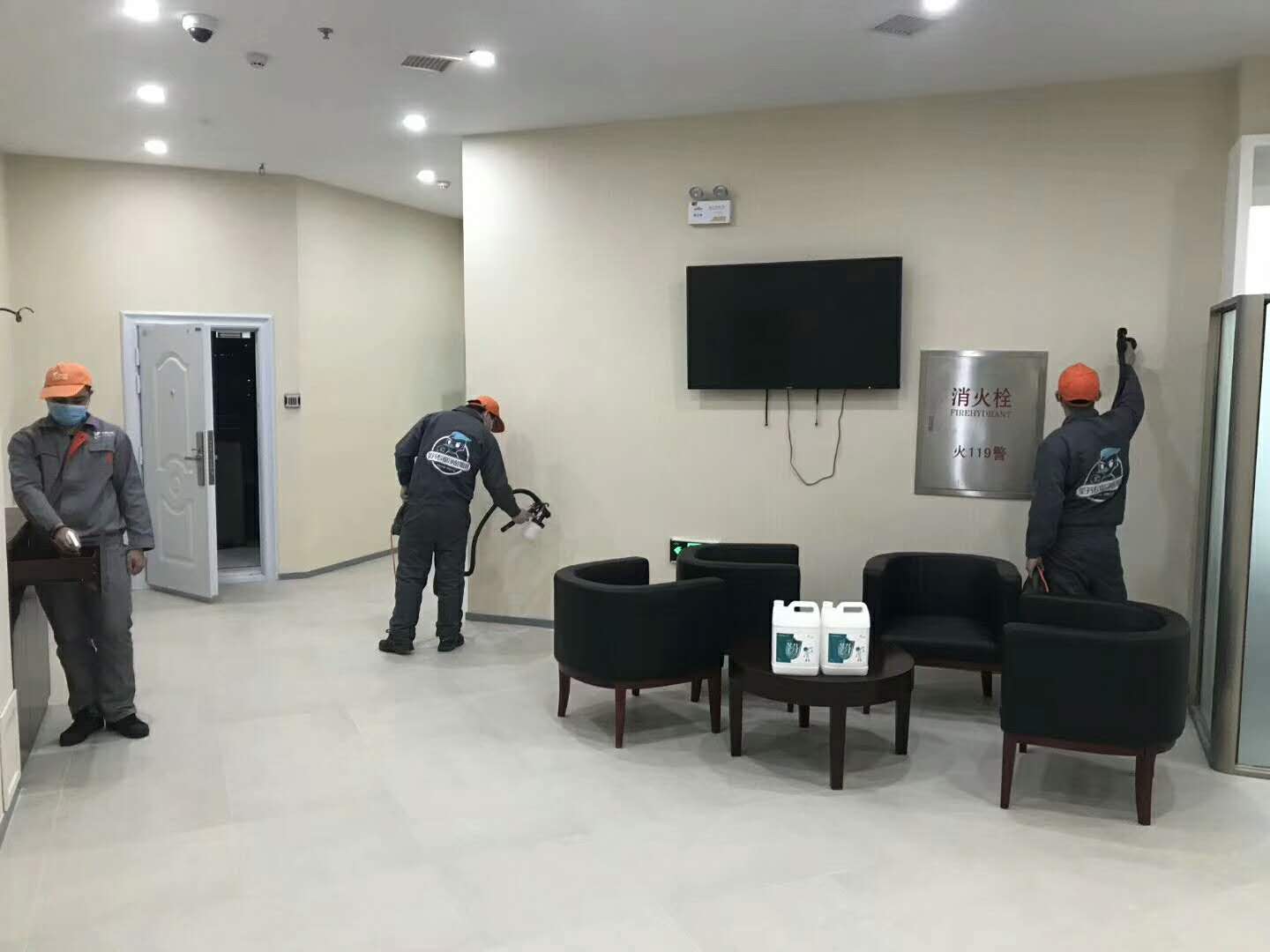 房間椅子墻面噴槍施工治理 房間椅子墻面噴槍施工治理