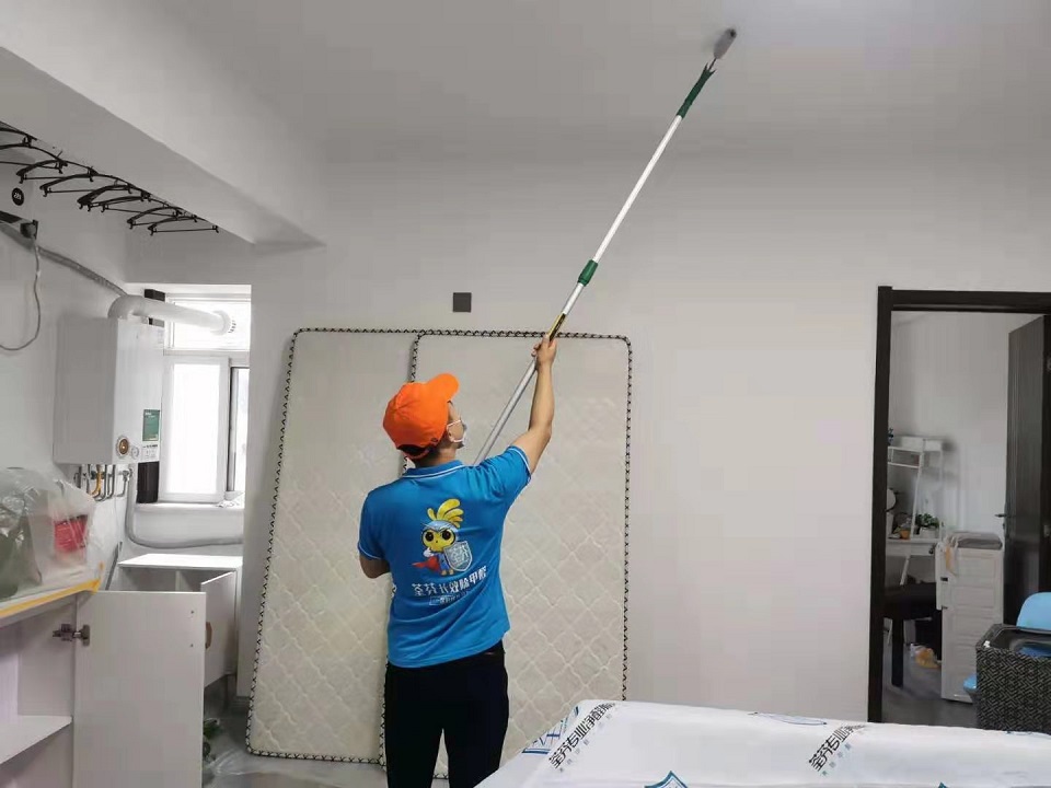客餐廳頂面滾筒全方位施工 客餐廳頂面滾筒全方位施工