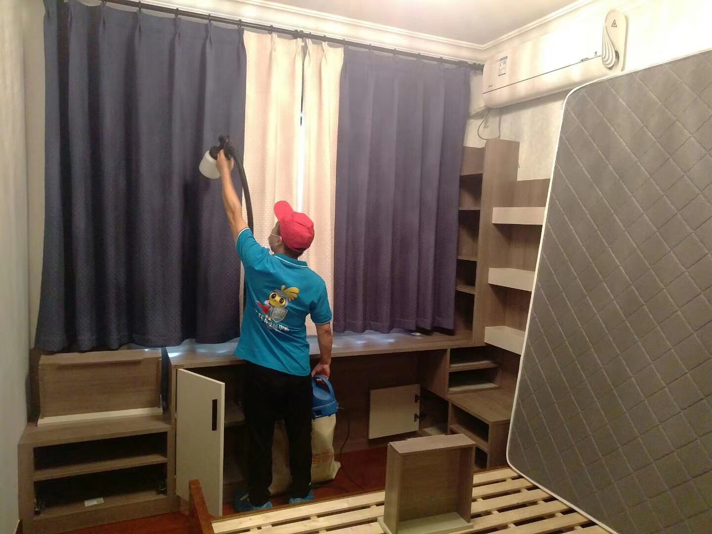 新房除甲醛窗簾施工 新房除甲醛窗簾施工