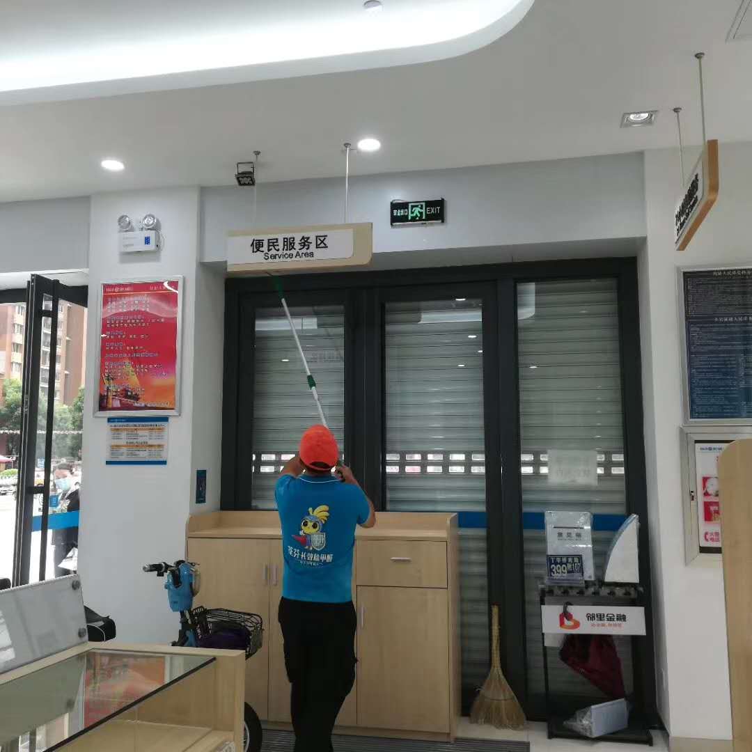 銀行天花板滾筒除甲醛施工 銀行天花板滾筒除甲醛施工