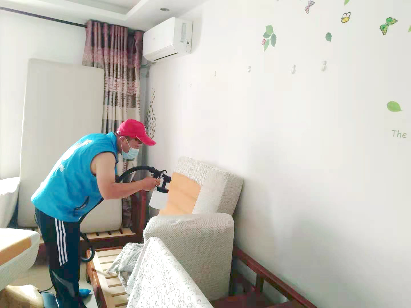 布藝沙發(fā)噴槍噴涂治理 布藝沙發(fā)噴槍噴涂治理