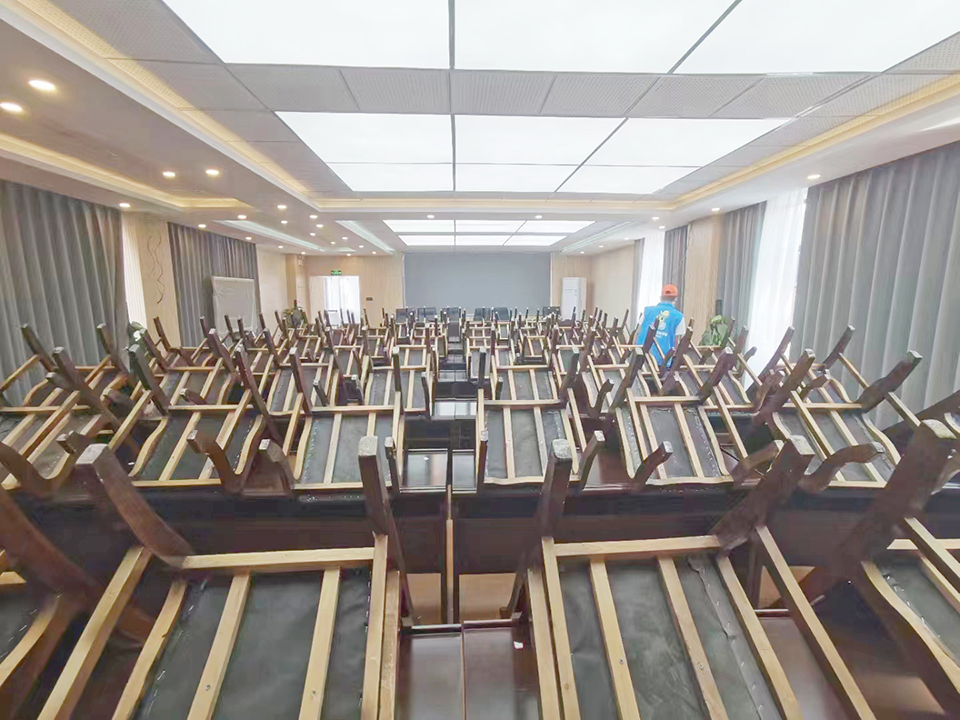 會(huì)議室桌椅全方位噴涂施工治理 會(huì)議室桌椅全方位噴涂施工治理